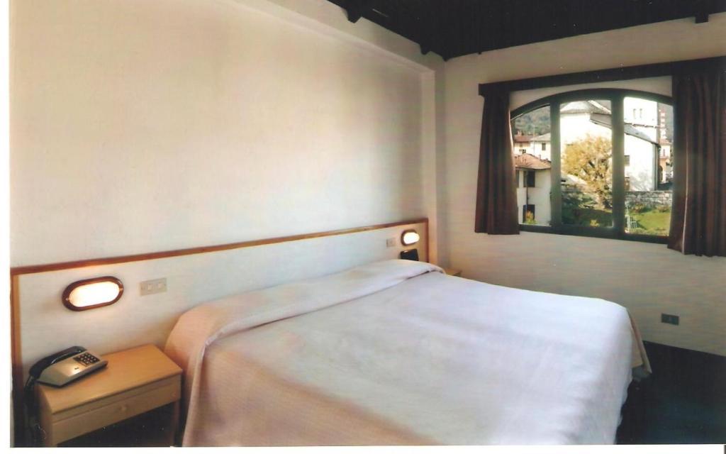 Hotel Eden Baveno Quarto foto